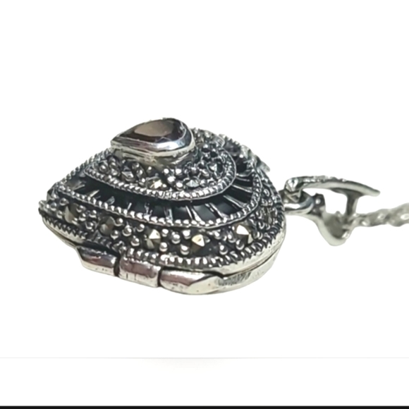 Dee Berkley Pure 925 Sterling Heart Locket Necklace Garnet Marcasite - Picture 3 of 8